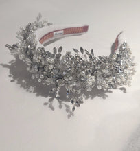 Load image into Gallery viewer, Omorfia