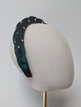 Load image into Gallery viewer, Boleyn