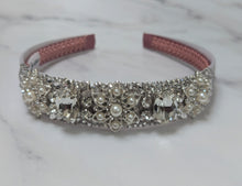 Load image into Gallery viewer, Neruda