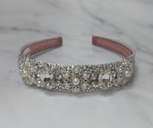 Load image into Gallery viewer, Neruda