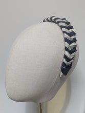 Load image into Gallery viewer, Parker