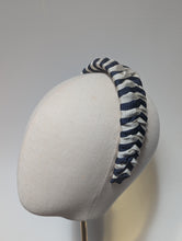 Load image into Gallery viewer, Parker