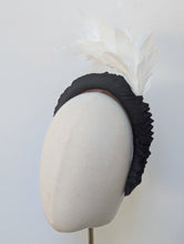 Load image into Gallery viewer, Lytton Royal