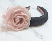 Load image into Gallery viewer, Lytton Floral
