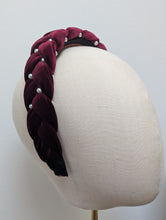 Load image into Gallery viewer, Boleyn