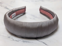 Load image into Gallery viewer, Torrington