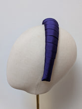 Load image into Gallery viewer, Torrington