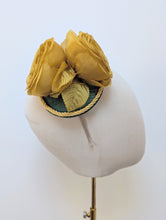 Load image into Gallery viewer, Rosa