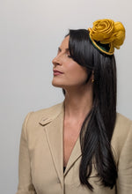 Load image into Gallery viewer, Rosa