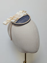 Load image into Gallery viewer, Elvira