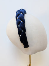 Load image into Gallery viewer, Boleyn