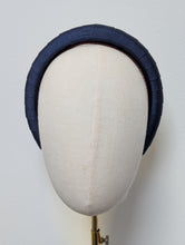 Load image into Gallery viewer, Torrington