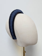 Load image into Gallery viewer, Torrington