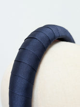 Load image into Gallery viewer, Torrington