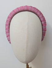 Load image into Gallery viewer, Valora