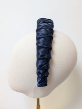 Load image into Gallery viewer, Valora