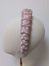 Load image into Gallery viewer, Valora