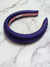 Load image into Gallery viewer, Torrington