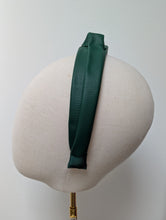 Load image into Gallery viewer, Lyra Twist