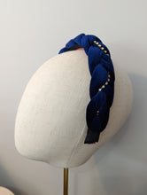 Load image into Gallery viewer, Kuutar