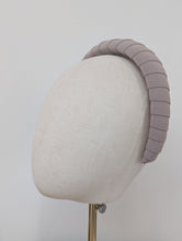 Load image into Gallery viewer, Cavendish