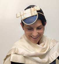 Load image into Gallery viewer, Elvira