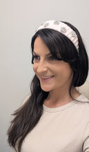 Load image into Gallery viewer, Rosina