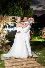 Load image into Gallery viewer, Neruda