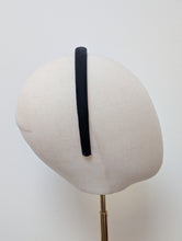 Load image into Gallery viewer, Mini Marchmont