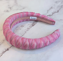 Load image into Gallery viewer, Valora