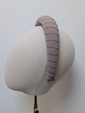 Load image into Gallery viewer, Cavendish