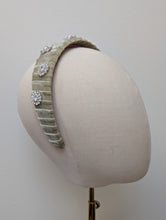 Load image into Gallery viewer, Rosina