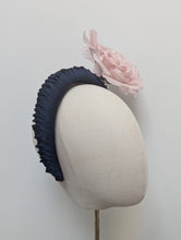 Load image into Gallery viewer, Lytton Floral
