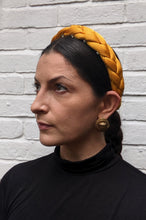 Load image into Gallery viewer, Illyria