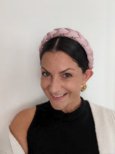 Load image into Gallery viewer, Illyria