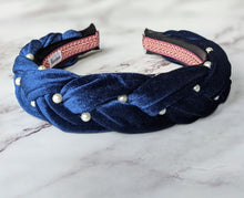 Load image into Gallery viewer, Boleyn