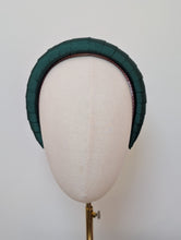 Load image into Gallery viewer, Torrington
