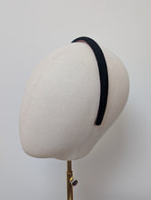 Load image into Gallery viewer, Mini Marchmont
