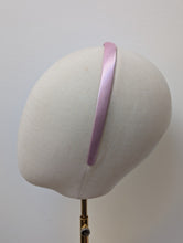 Load image into Gallery viewer, Mini Marchmont
