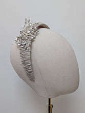 Load image into Gallery viewer, Liliana
